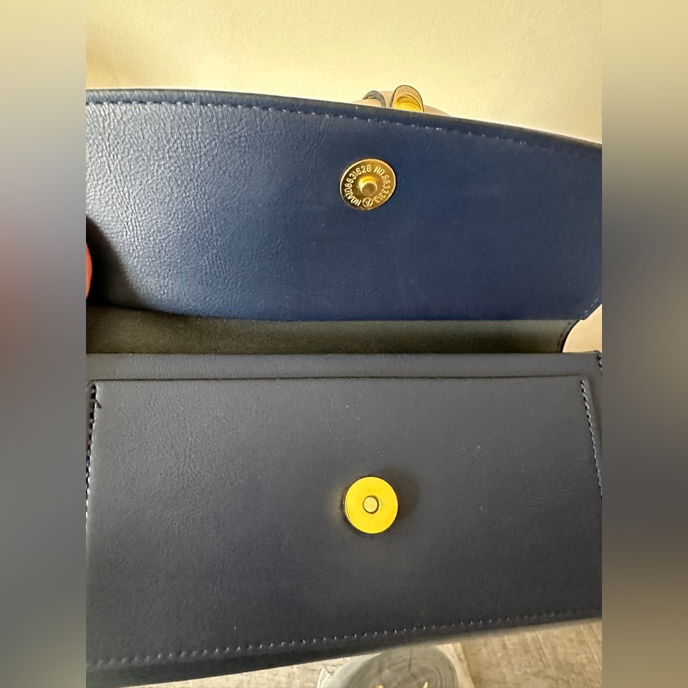 Pompeii Colorblock Navy & Cream Satchel + Matching Clutch (NWT) - Picture 10 of 12